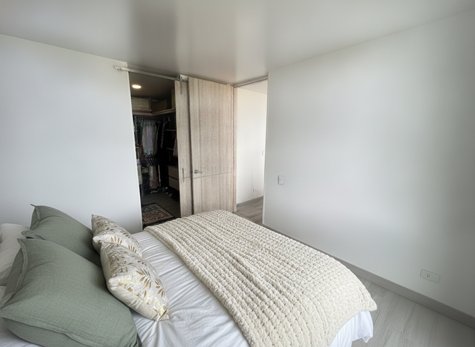 Apartamento en venta en La Felicidad, Bogotá · foto 5 de 14