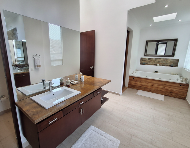 Casa de 5 alcobas en venta en Yerbabuena, Chía, 597 m² · foto 23 de 24
