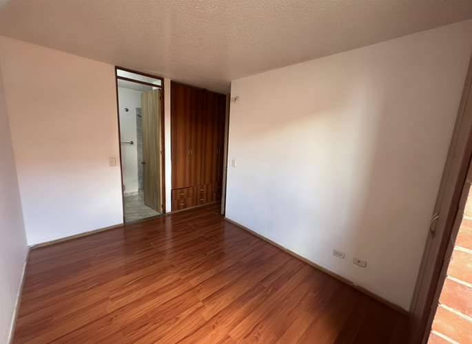 Apartamento de 2 alcobas en venta en Sabana De Tibabuyes Norte, Bogotá, 55 m² · foto 7 de 14