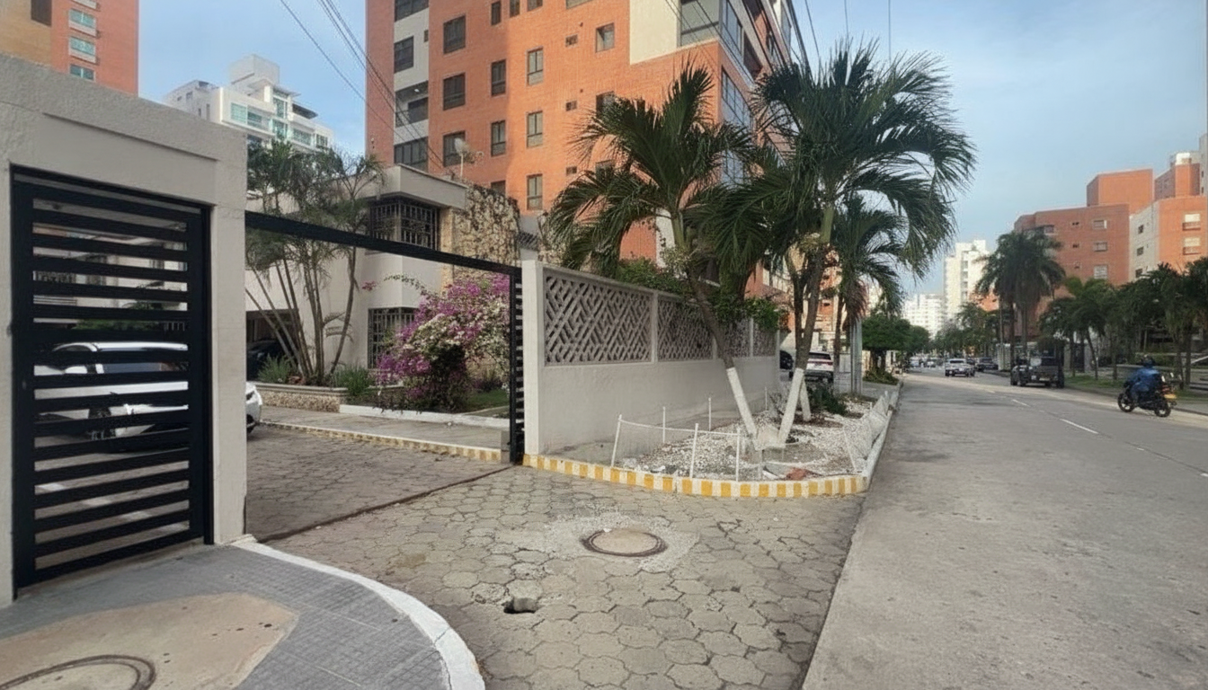 Casa en venta en Altos De Riomar, Barranquilla · foto 2 de 18