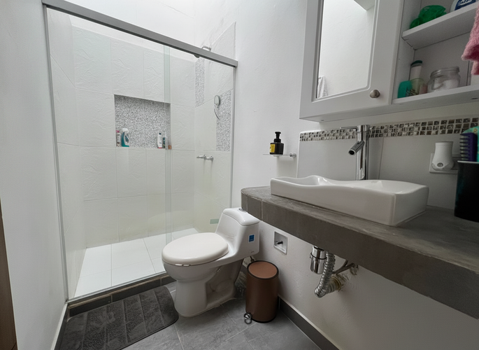 Casa de 5 alcobas en venta en El Porvenir, Rionegro, 136 m² · foto 13 de 16