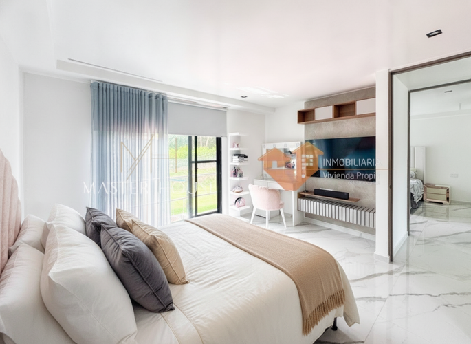 Casa de 4 alcobas en venta en Ruitoque Condominio, Girón, 611 m² · foto 15 de 18