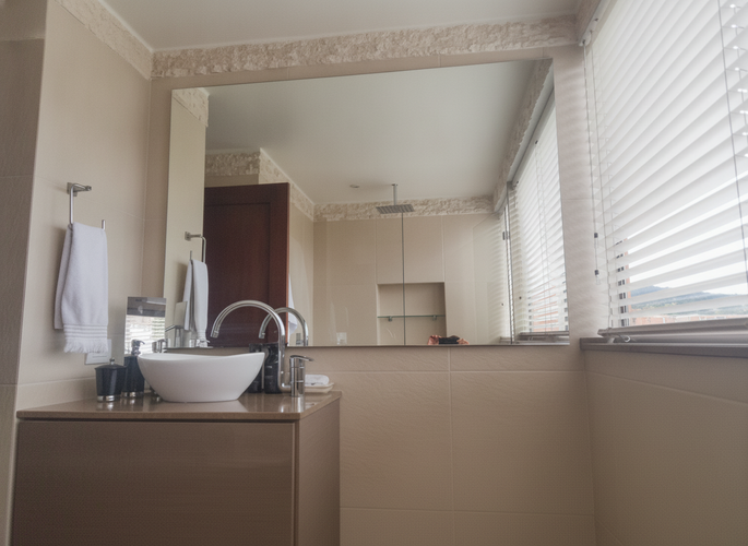 Apartamento de 3 alcobas en venta en Los Rosales, Bogotá, 210 m² · foto 23 de 24