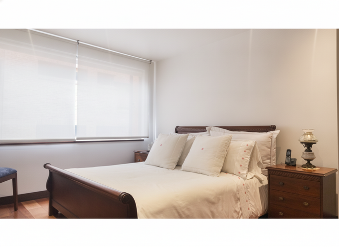 Apartamento de 3 alcobas en venta en Los Rosales, Bogotá, 210 m² · foto 20 de 24