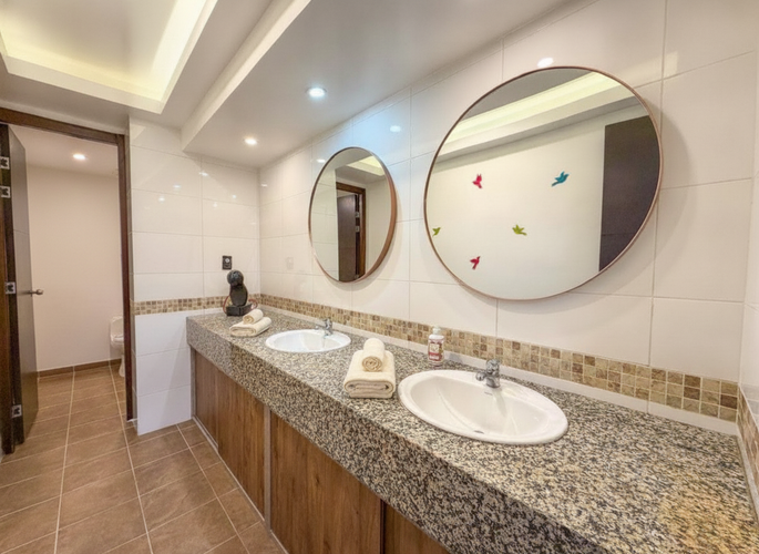 Oficina en venta en Mejoras Publicas, Bucaramanga, 538 m² · foto 9 de 12