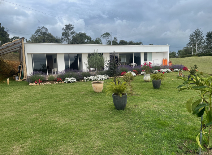 Casa de 3 alcobas en venta en La Ceja · foto 5 de 24