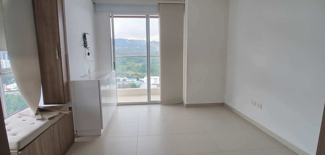 Apartamento de 3 alcobas en venta en Cañaveral, Floridablanca, 137 m² · foto 10 de 19