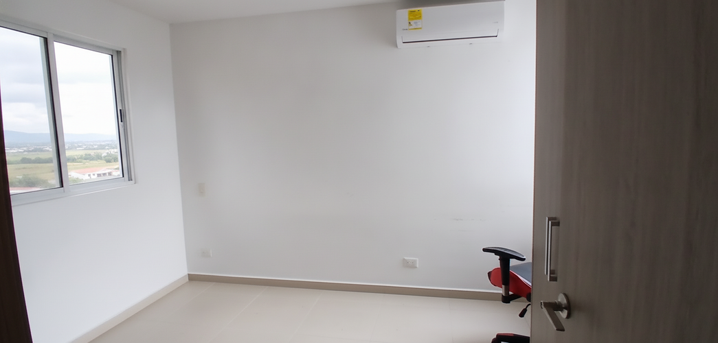 Apartamento de 3 alcobas en venta en Cañaveral, Floridablanca, 137 m² · foto 12 de 19