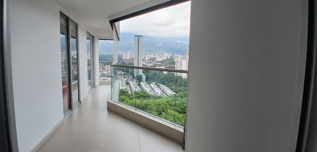 Apartamento de 3 alcobas en venta en Cañaveral, Floridablanca, 137 m² · foto 6 de 19