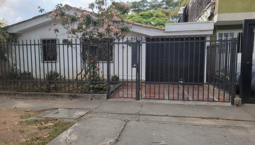 Casa de 4 alcobas en venta en Vipasa, Cali, 264 m² · foto 9 de 24