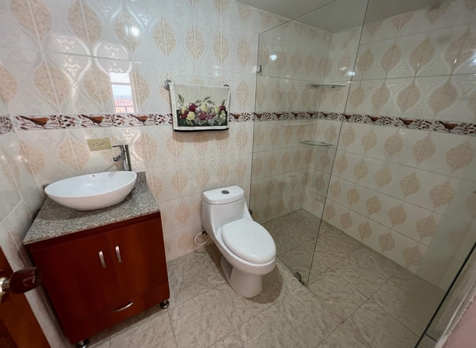 Casa de 4 alcobas en venta en Los Pinos, Rionegro · foto 13 de 17