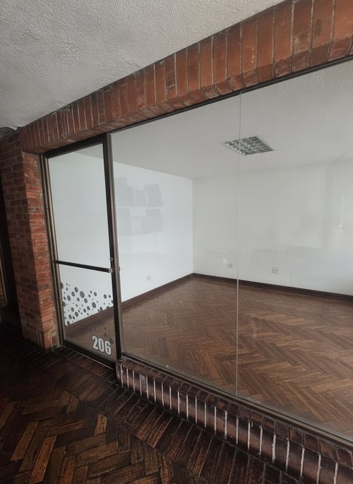 Local en venta en Centenario, Cali, 9 m² · foto 4 de 13