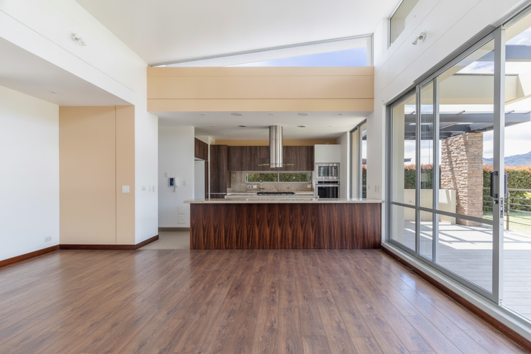 Casa de 4 alcobas en venta en La Violeta, Sopó, 1750 m² · foto 3 de 24