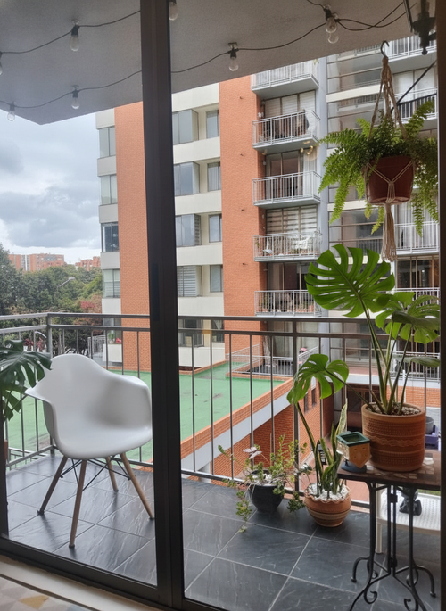 Apartamento de 3 alcobas en venta en Mazuren, Bogotá, 93 m² · foto 4 de 23