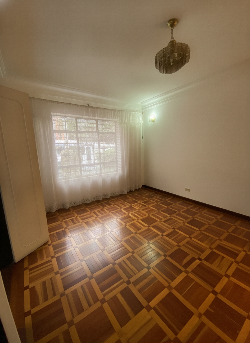 Casa en venta en Teusaquillo, Bogotá · foto 2 de 22