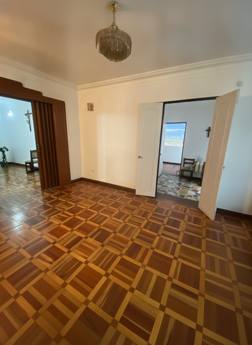 Casa en venta en Teusaquillo, Bogotá · foto 3 de 22