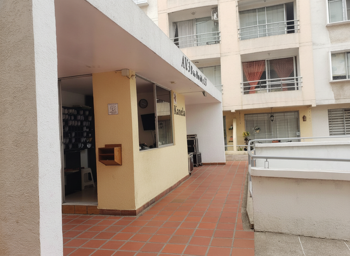 Apartamento de 3 alcobas en venta en La Flora, Cali, 80 m² · foto 3 de 24