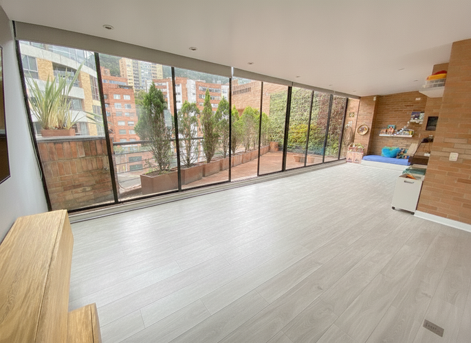 Apartamento de 4 alcobas en venta en Nueva Granada, Bogotá, 250 m² · foto 2 de 20