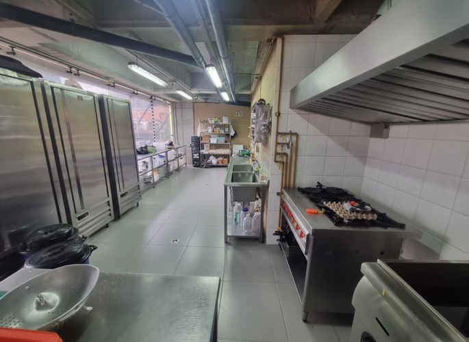 Local en arriendo en Bolivariana, Medellín, 40 m² · foto 2 de 3