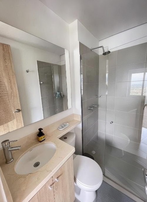 Apartamento de 2 alcobas en venta en Las Lomitas, Sabaneta, 60 m² · foto 7 de 17