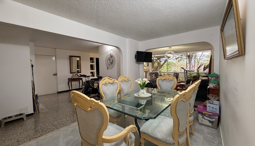 Apartamento de 3 alcobas en venta en La Pola, Ibagué, 163 m² · foto 8 de 18