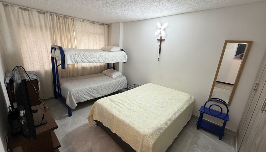 Apartamento de 3 alcobas en venta en La Pola, Ibagué, 163 m² · foto 9 de 18