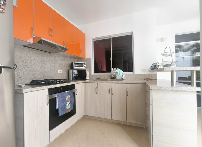 Casa de 4 alcobas en venta en Las Palmas, Ricaurte, 341 m² · foto 7 de 21