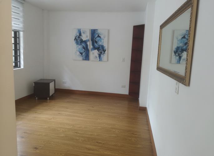 Apartamento de 4 alcobas en venta en Los Rosales, Bogotá, 178 m² · foto 7 de 24