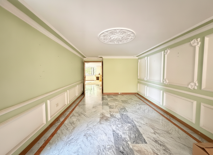 Apartamento de 4 alcobas en venta en El Retiro, Bogotá, 271 m² · foto 6 de 21