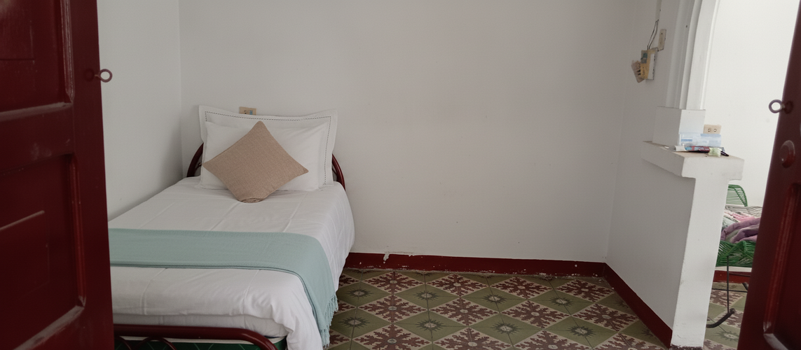 Casa de 4 alcobas en venta en Br. La Estacion, Girardot, 100 m² · foto 10 de 24