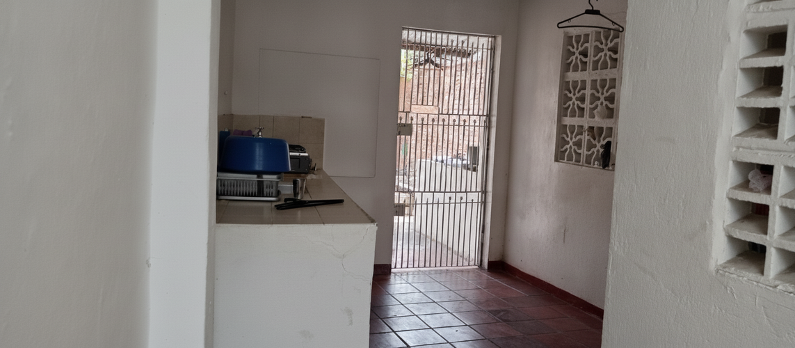 Casa de 4 alcobas en venta en Br. La Estacion, Girardot, 100 m² · foto 19 de 24
