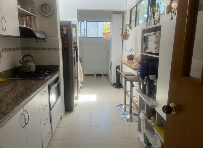 Casa de 3 alcobas en venta en Loma De Los Bernal, Medellín, 111 m² · foto 7 de 24