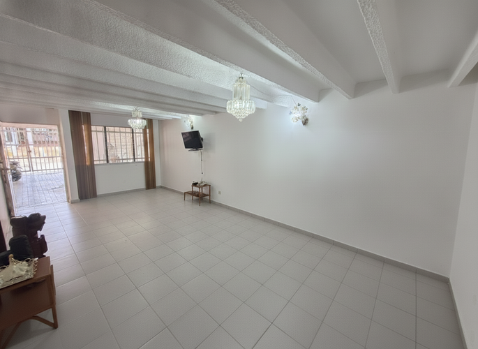 Casa de 6 alcobas en arriendo en Andalucia, Floridablanca, 320 m² · foto 5 de 24