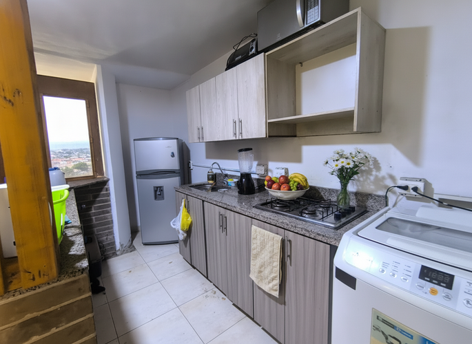 Casa de 5 alcobas en venta en Laureles, Medellín, 336 m² · foto 9 de 13