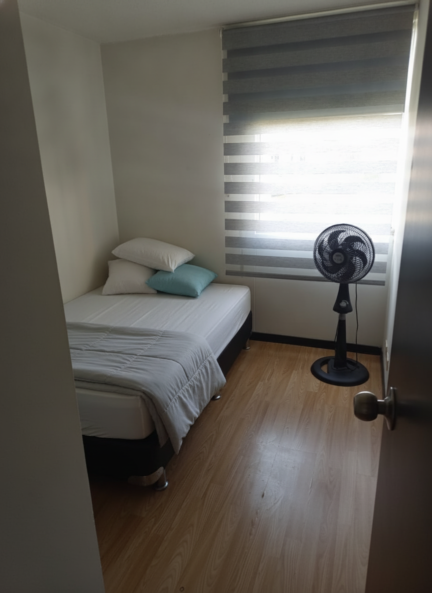 Apartamento en venta en Loma De Los Bernal, Medellín · foto 12 de 12