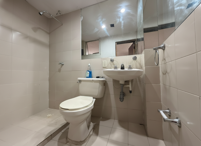 Casa de 6 alcobas en venta en Barrancas Norte, Bogotá, 110 m² · foto 19 de 24