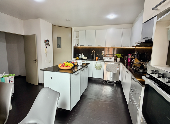 Apartamento de 3 alcobas en venta en Colina Campestre, Bogotá, 180 m² · foto 8 de 24