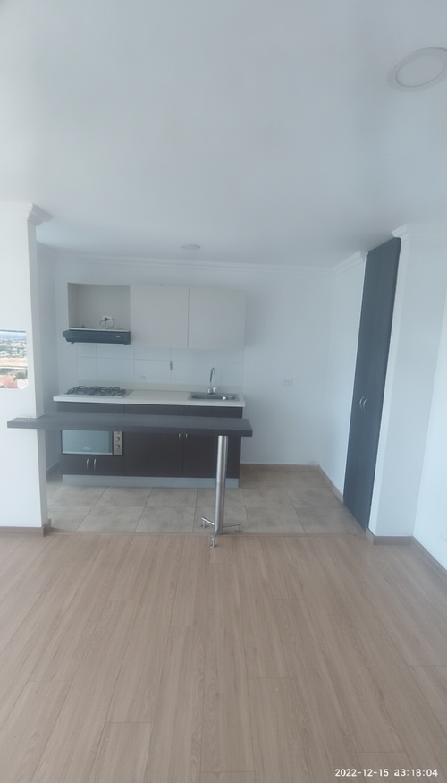Apartamento de 3 alcobas en venta en Cabañas, Bello, 65 m² · foto 7 de 17