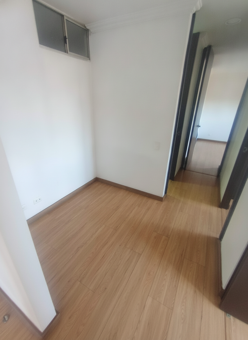 Apartamento de 3 alcobas en venta en Cabañas, Bello, 65 m² · foto 12 de 17
