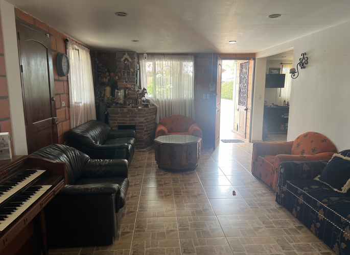 Casa de 5 alcobas en venta en Compa�Ia Abajo, Guarne · foto 12 de 24