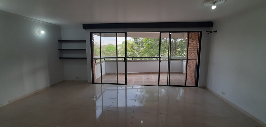 Apartamento de 3 alcobas en venta en El Ingenio, Cali, 128 m² · foto 4 de 24