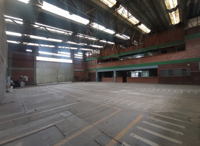 Warehouse for rent in Puente aranda, Bogotá