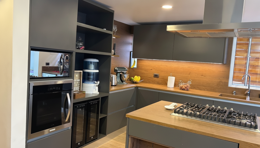 Casa de 3 alcobas en venta en San Jose De Bavaria, Bogotá, 239 m² · foto 4 de 24