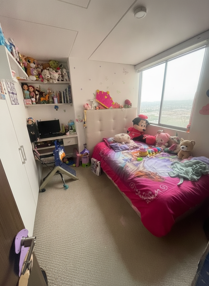 Apartamento en venta en San Antonio Nor - Occidental, Bogotá · foto 5 de 15