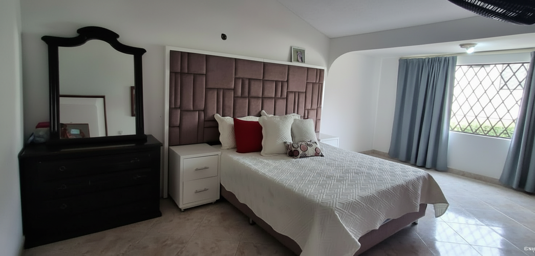 Casa de 5 alcobas en venta en La Hacienda, Cali, 300 m² · foto 5 de 14
