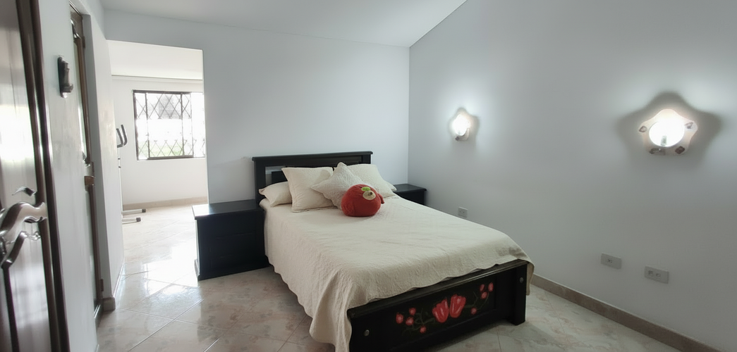 Casa de 5 alcobas en venta en La Hacienda, Cali, 300 m² · foto 8 de 14