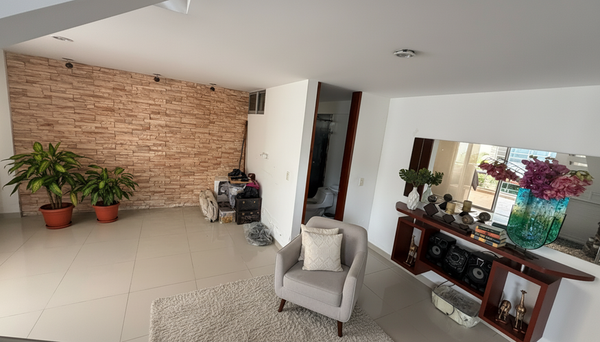 Casa de 4 alcobas en venta en Mirolindo, Ibagué, 270 m² · foto 7 de 17