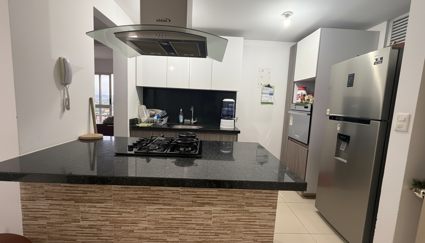 Apartamento de 3 alcobas en venta en La Samaria, Ibagué, 92 m² · foto 3 de 15