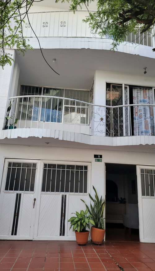 Casa de 7 alcobas en venta en Ciudad 2000, Cali, 270 m² · foto 8 de 24