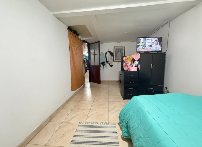 Casa de 9 alcobas en venta en Santa Ana I Sector, Soacha, 210 m² · foto 3 de 24